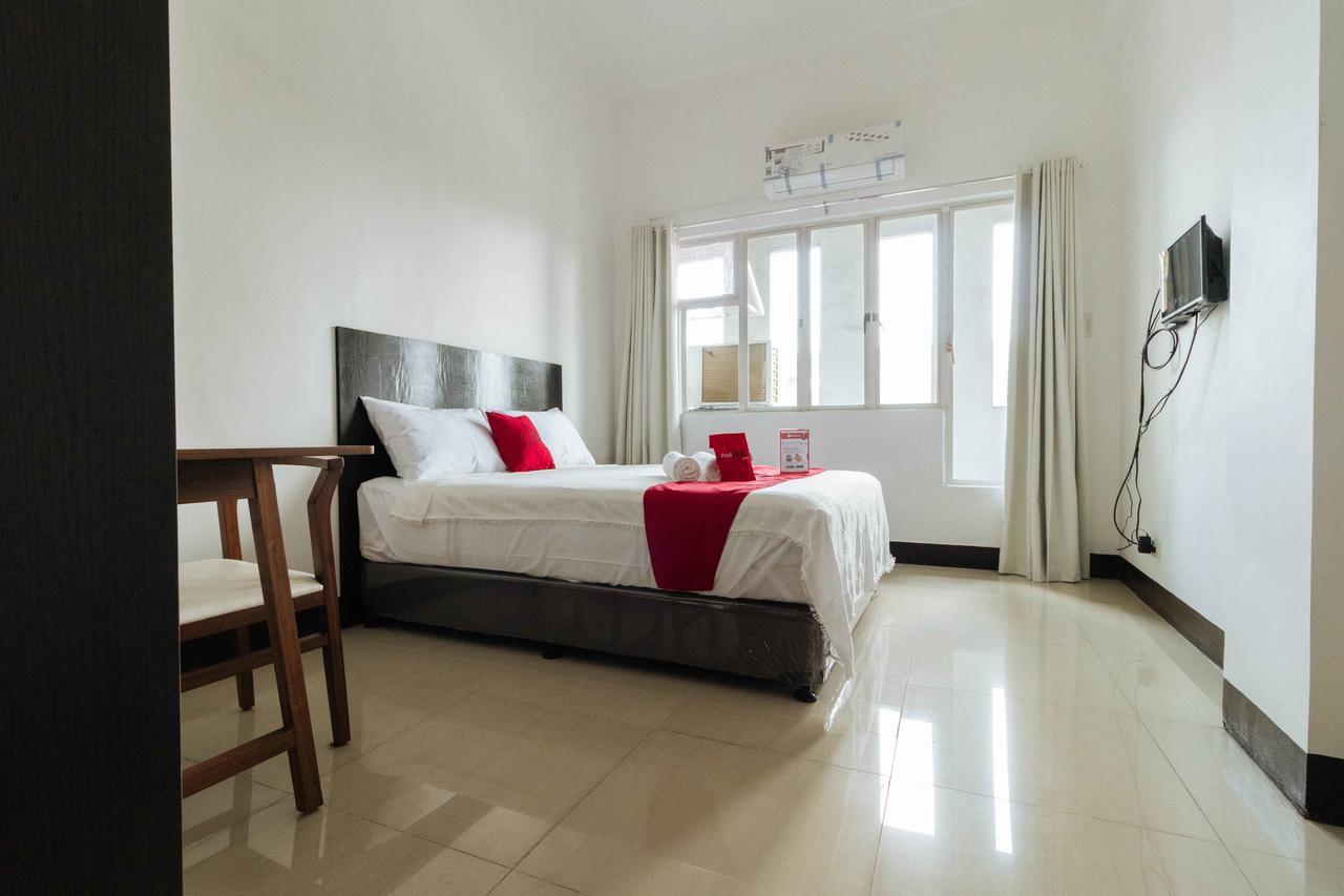 Reddoorz Plus At Banawe Quezón by Eksteriør bilde